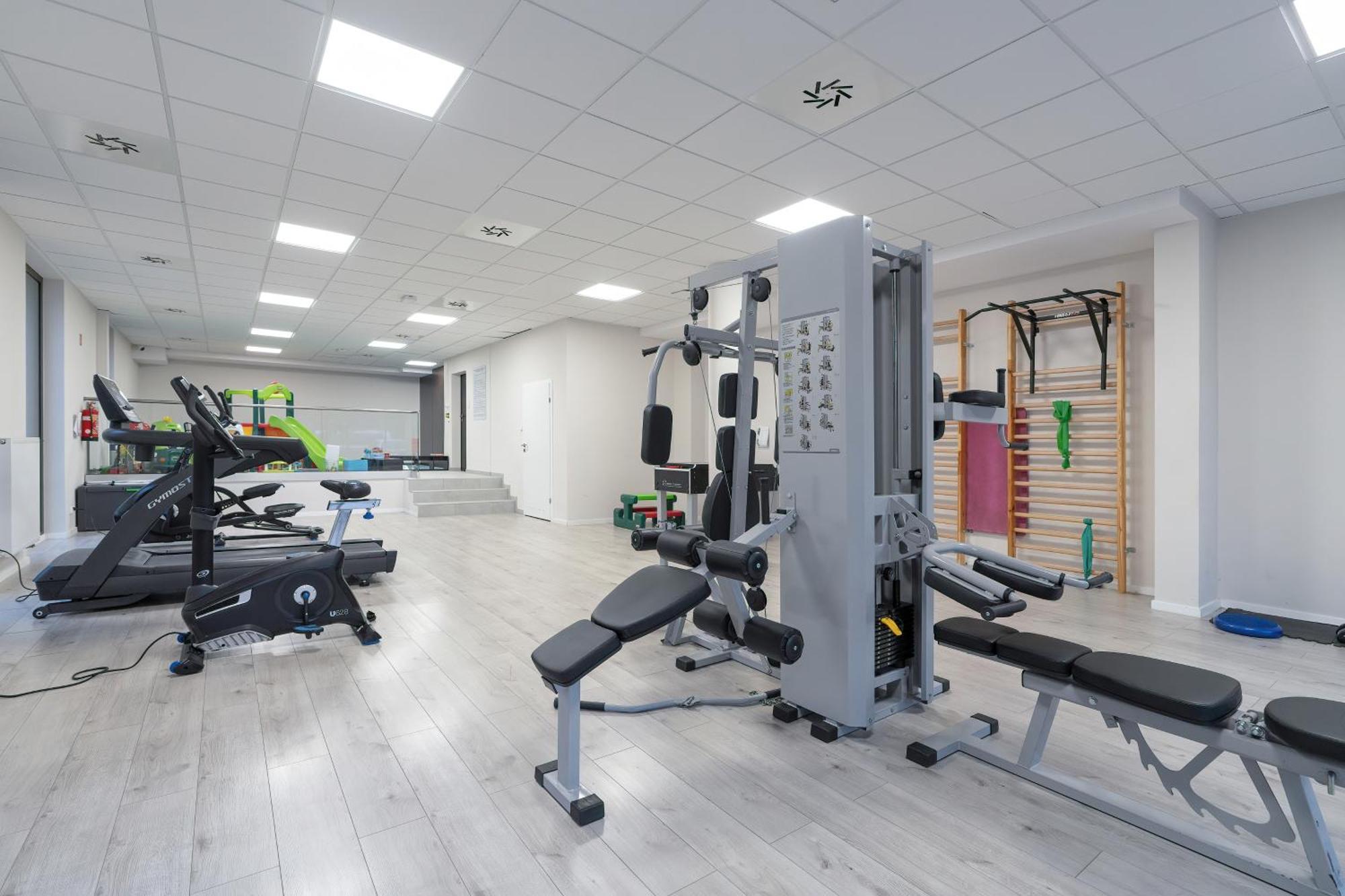 City Center Apartments With Gym & Free Garage Poznan By Noclegi Renters Esterno foto